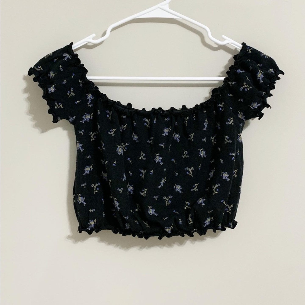 floral off the shoulder crop top